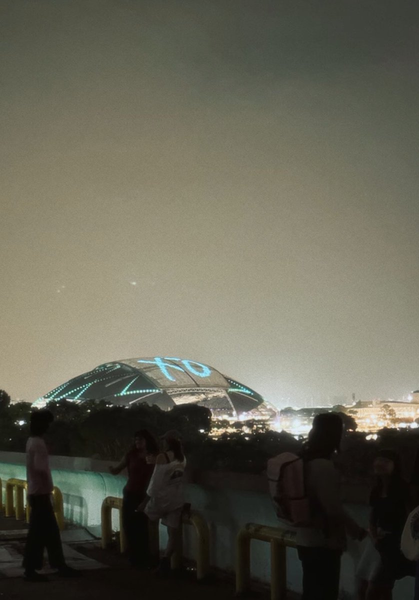 NewsWeeknd's tweet photo. Singapore’s National Stadium is getting ready for The Weeknd’s After Hours Til Dawn Tour. https://t.co/mjkduZC6J0