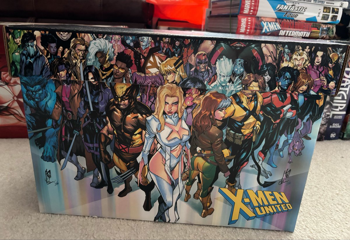 CanaDaBear1701's tweet photo. Some new arrivals of the decidedly β-Variety.
Two Omnibus editions, X-Men by Gerry Duggan, and X-Factor by the Simonsons.
Oh and a new comic box featuring all your favourite Mutants.
@Comicmandan3
@SudduthPhillip
@The_Hobbyverse
#MyComics https://t.co/9TSfuGhl6E