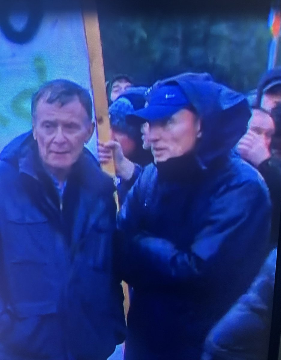 anglespond74592's tweet photo. @IrishUnity He's a thug in his own community and a foul mouthed bigot towards others. https://t.co/zuxI8omYMM