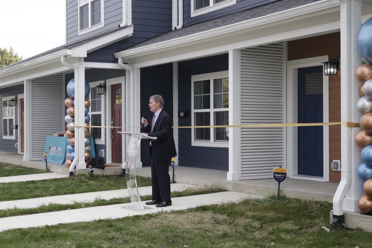 IndyMayorJoe's tweet photo. I was thrilled to cut the ribbon on another affordable housing development in Indianapolis. The Ralston Hills Townhomes, a direct product of initiatives like Vacant to Vibrant, demonstrate the City’s commitment to creating a housing ecosystem for all residents. https://t.co/fOaAznNVds