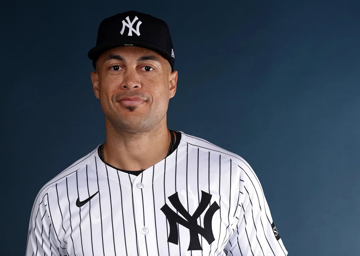 JimmyRandazzo's tweet photo. If Giancarlo Stanton hits a HR tonight I will Venmo one follower 100 dollars. Retweet and comment 27 to enter. https://t.co/j8F1ZtYF6O