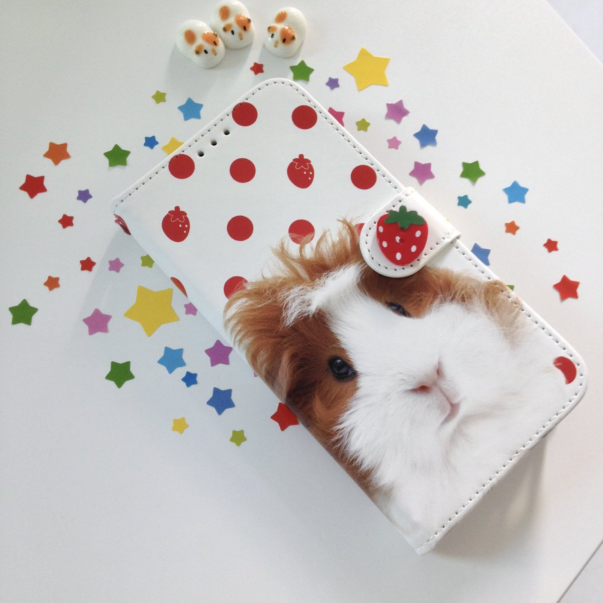 lerornariin's tweet photo. 🐹🍓#event #rtevent

딸기기니와 10월을 함께 
하시길 바라며
#rt + #좋아요 추첨 한 분께 
딸기기니 케이스 보내드립니다 ❤︎ 

이벤트 참여율이 높지 않을 것으로 
예상되어 많은 참여 부탁드립니다ㅠ ‧̫ ㅠ　

팔로우 해주시면 당첨 확률이 올라갑니다! https://t.co/WxuXEGVJ85