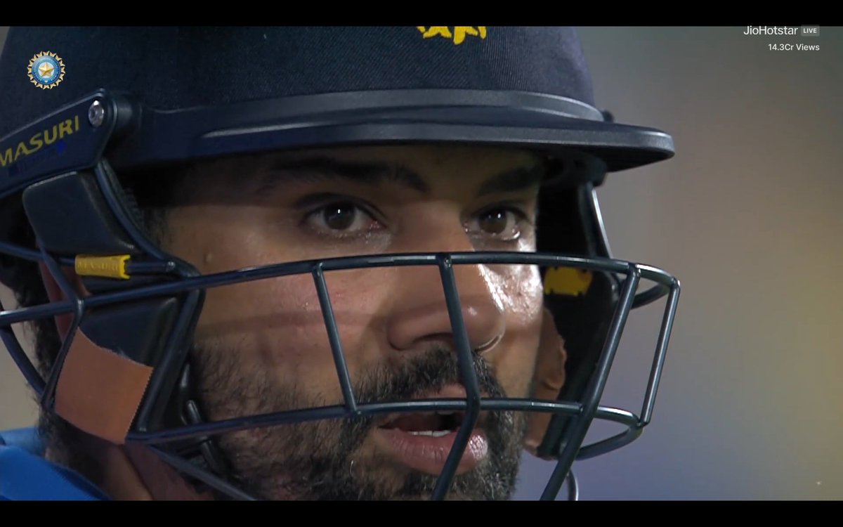 CricCrazyJohns's tweet photo. 35th ODI HUNDRED FOR ROHIT SHARMA 🥹🇮🇳

Chasing 406 runs, the beast came &amp; conquered for India, the showman Hitman is here to rule this format, one of the greats ever. https://t.co/SLwlUDbV86