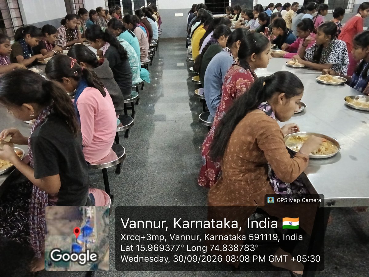 788Dbrars's tweet photo. Dinner served as per Menu @kreisemahithi @Captain_Mani72 @shobhana_88 @DswBgm @EdKreis#Social Audit- SWD Meals
#Social Welfare- Karnataka https://t.co/UoZaBXlZ7E