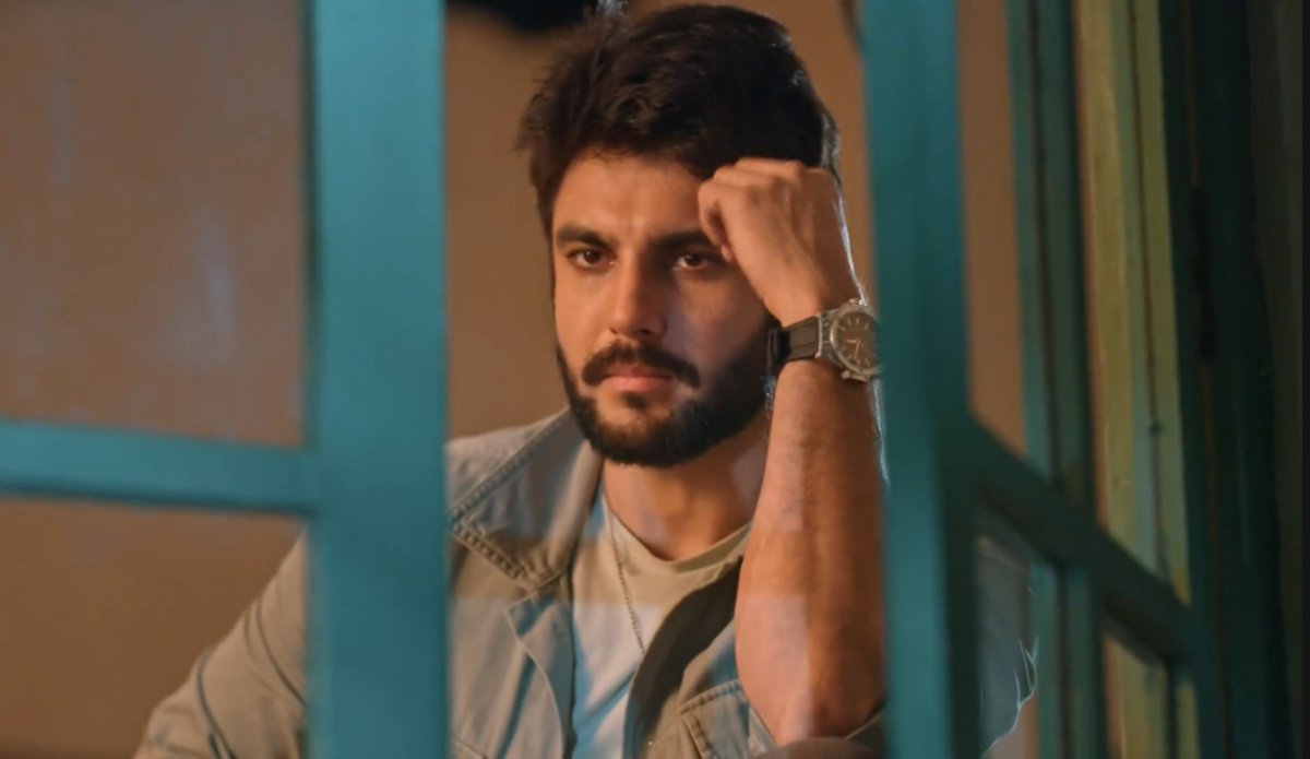 iamfaironly's tweet photo. Literally me seeing,that one Nalla so-called bachpan ka dost getting so desperate for marriage 🫩🫩🫩
#yehfitoortera #ishhandhawan https://t.co/Rpoixgh6Xe