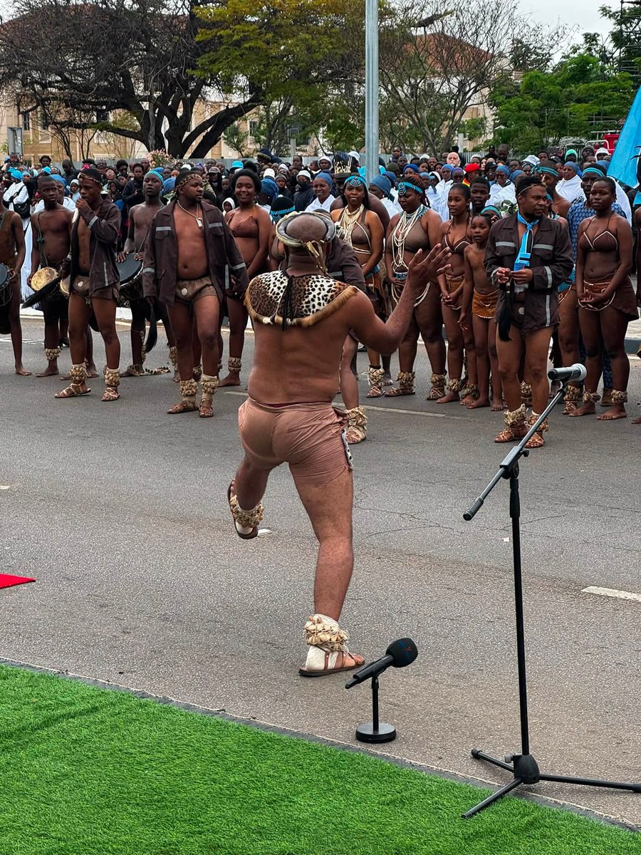 KamsZizi's tweet photo. If you are NOT a Proud Motswana today;

Frustration must be killing you... 😉

What a beautiful week of Independence we had!! 🩵🖤🤍 https://t.co/OpjtQBL2ja