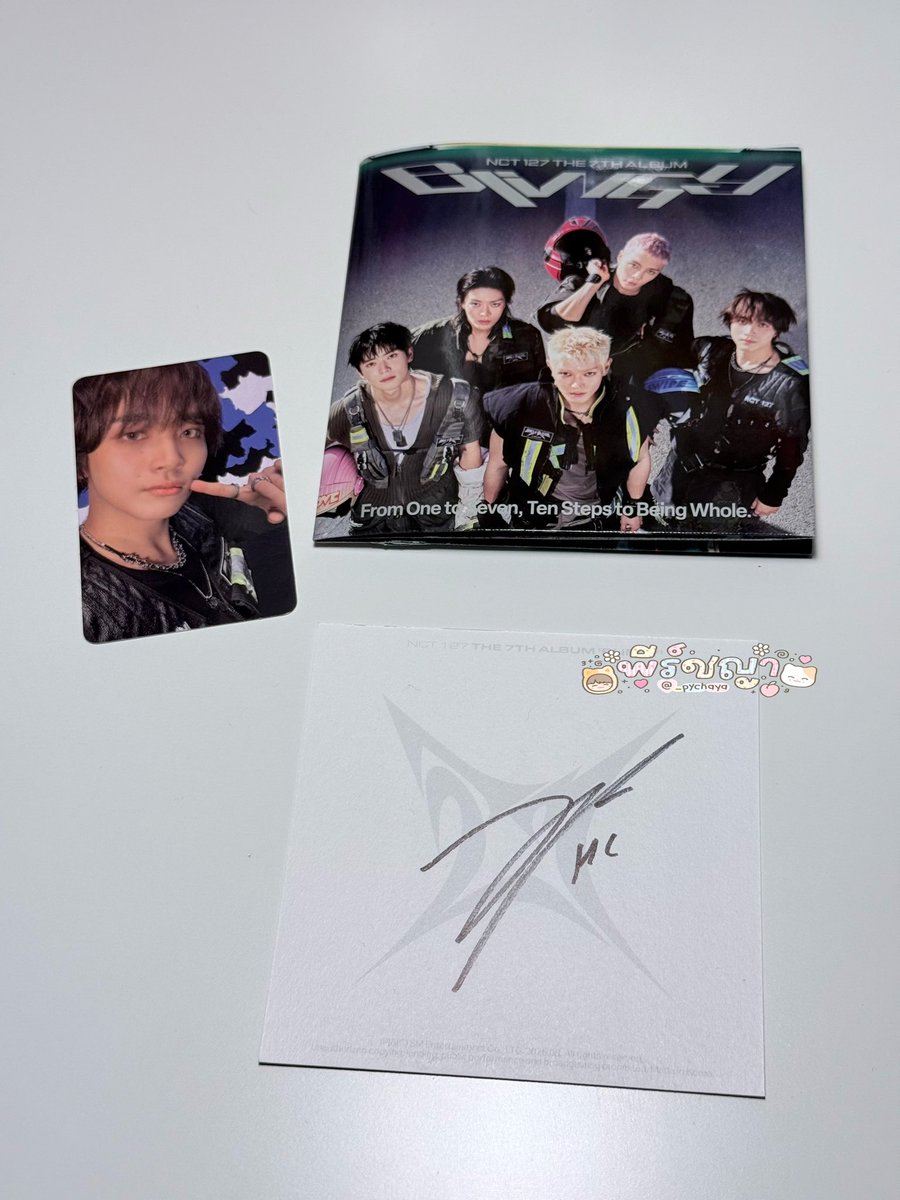 _pychaya's tweet photo. WTS / Want to sell

พร้อมส่ง blingy jet poster ver US exclusive (signed)

All แฮชาน 700฿ ส่งฟรีค่า

#ตลาดนัดnct #ตลาดนัดnct127 https://t.co/GoOEp2i337