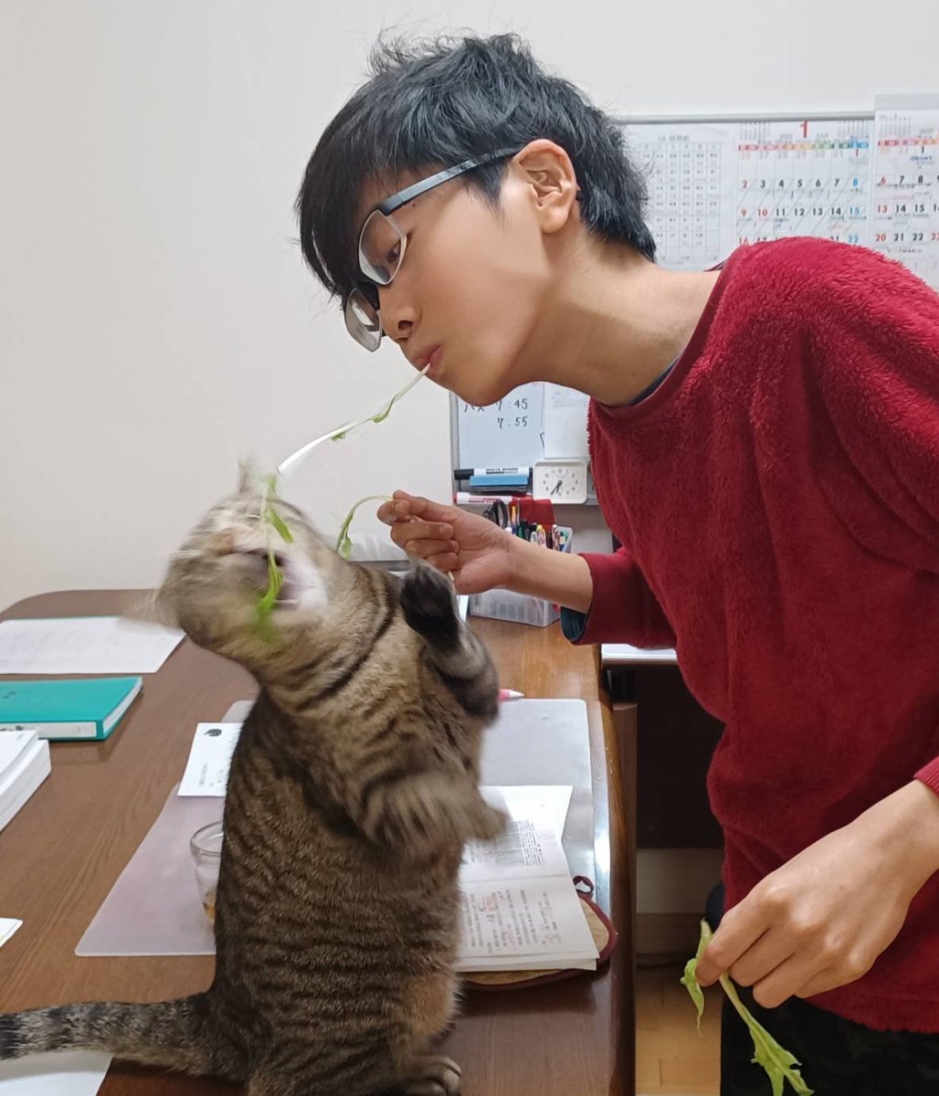 yeonjun_tdj's tweet photo. 幼少期の写真掘り返してるけど、小6から高三めっちゃ成長した気する。父母ありがとう。 https://t.co/3TzZZhuYyQ