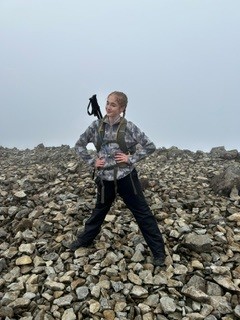 QueenElizHigh's tweet photo. Well done to Lexi S (11B) who took on the challenge of climbing Ben Nevis to raise funds for Bassetlaw Hospice.

Together, Lexi and her mum raised an amazing £1,500! 🎉 Even more impressively, the whole group raised a fantastic £9,725 for this wonderful cause. https://t.co/heP8Hd77gN