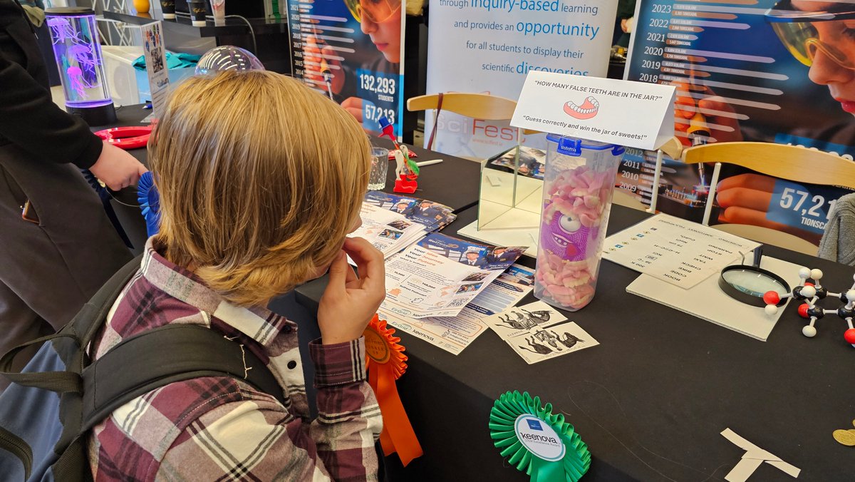 SciFest4STEM's tweet photo. Just for fun, SciFest at the #TYshow - 'Can you calculate the number of false teeth, talk to the jelly fish or do the magnet test. 
https://t.co/45cI3LynX6. @tyhub_ie @tyireland #scifest20years https://t.co/nt2hKCDoE7