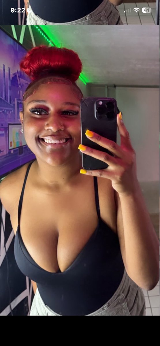 exrth2aj's tweet photo. @jhamaariyaa Bitch you look like the beauty supply classic, is that braiding hair on yo bun? And how much lower can that lazy eye drop? 🤣 next time at least get a real picture of me, but even that ho look better than you 😭😭😭😭😭 https://t.co/h3AKQmlVLJ
