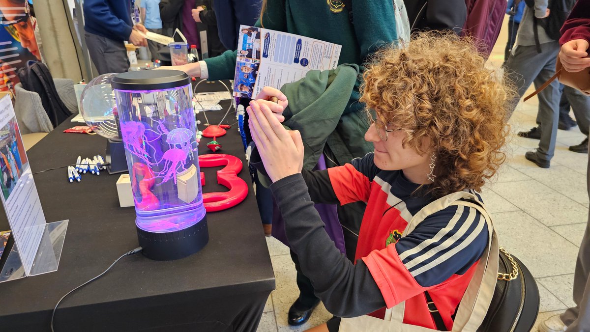 SciFest4STEM's tweet photo. Just for fun, SciFest at the #TYshow - 'Can you calculate the number of false teeth, talk to the jelly fish or do the magnet test. 
https://t.co/45cI3LynX6. @tyhub_ie @tyireland #scifest20years https://t.co/nt2hKCDoE7