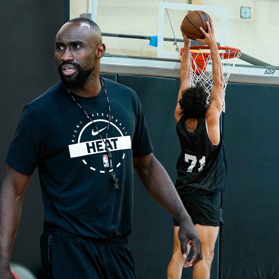 SFSkyforce's tweet photo. All eyes on the floor. 

📷 TRYOUT GALLERY >> https://t.co/WxJP7zLJVG https://t.co/9VPRNkDoF7