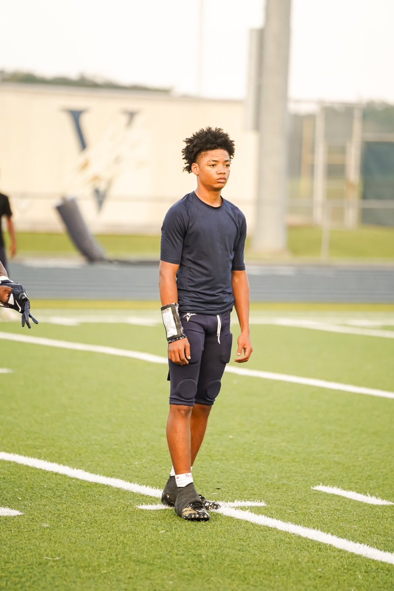 dante4hall's tweet photo. Check out my first 5 games!! @VarinaFootball @RecruitingVHSFB @VarinaJV https://t.co/9Ytb2J0FmU https://t.co/Vym5UxlA0U