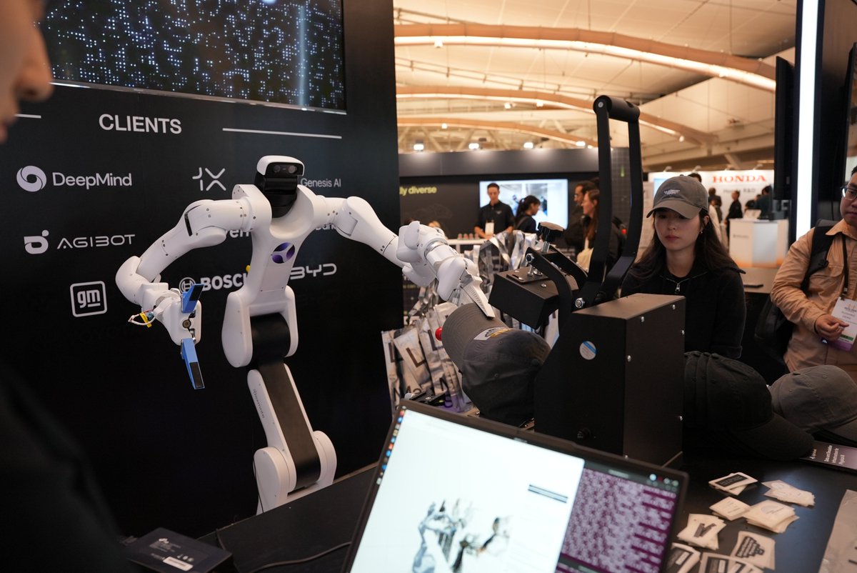 LightwheelAI's tweet photo. It has been a busy week at #IROS2026! Today is your last day to stop by our booth to learn about our open sourced 100K hours of egocentric data, our next generation of benchmarking in sim, and even get a custom @LightwheelAI hat made by @DexmateAI's robot!

#Robotics #PhysicalAI https://t.co/dMhoVnCL8t