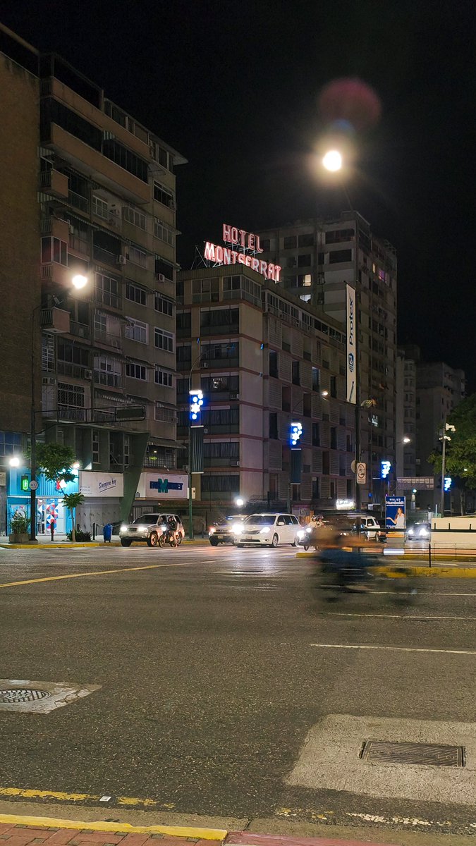 arquimontero's tweet photo. Caracas, te extraño ❤️‍🩹 https://t.co/ax0eq59VYN