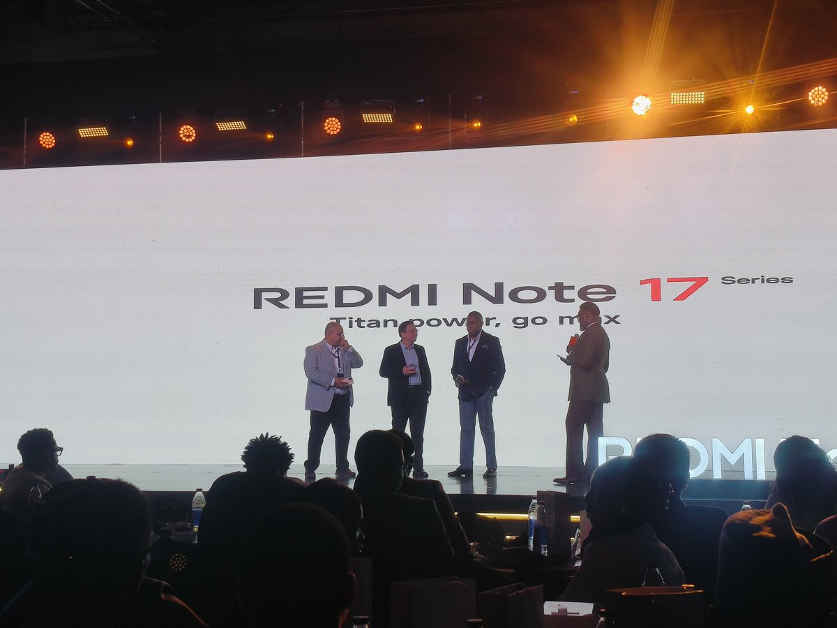 johnmokan's tweet photo. Unveiling the devices and their colours
#XiaomiFansNigeria #XiaomiFansAtLaunch #REDMINote17Series #REDMI https://t.co/huxjXUp1eO