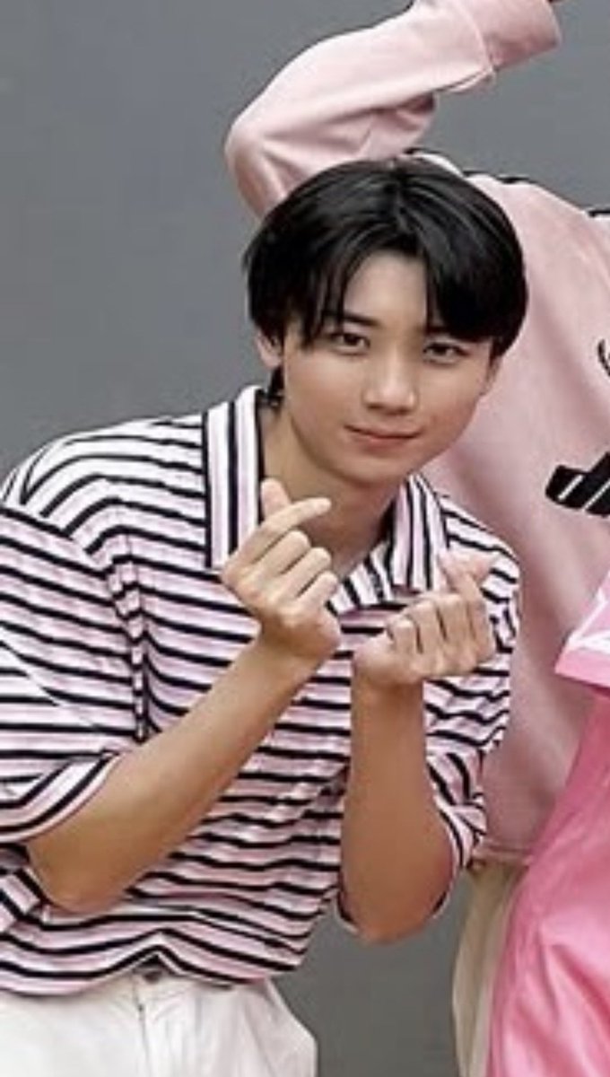 Nyo_ji25's tweet photo. 仁成くんかわいいかわいい😭😭😭💘💘💘
大愛もかわいい🥹🥹🥹 https://t.co/aRDdrTkic4