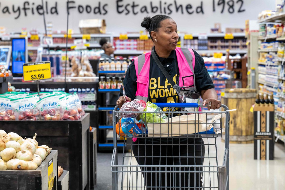 CityofAtlanta's tweet photo. Here’s a recap from Working Women, Rising Costs. Through the 75 Million Campaign and community partners, 250 grocery gift cards were distributed to pre-registered participants, providing direct support to working women and families navigating rising grocery costs. https://t.co/uqp9rDYzXa