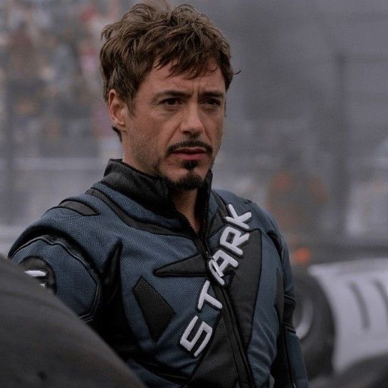 beastlxrdd's tweet photo. this is genuinely the hottest tony ever looked, i would do anything to see tony in an f1 suit for the first time again https://t.co/qZywN7ae16