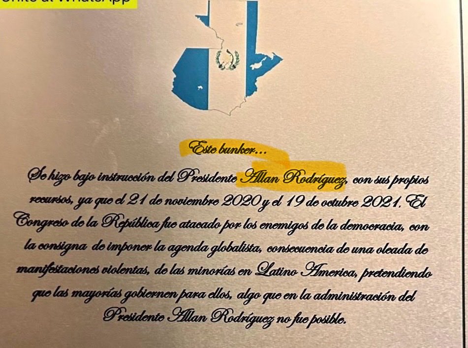 Fer_Gir2's tweet photo. @AllanERodriguez @DiariodeCA Yo no defiendo al presidente, pero a este señor no se le cree nada. https://t.co/u5KBS3lflf