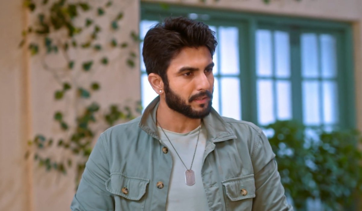 iamfaironly's tweet photo. Gussa tu mujhe iss sant Jeet ke mahanta par bhi hn Matlab uss stupid bachpan ke dost ko Bula Liya for help...Krish is Soo me here🙏🏻but at least jeet is concern about sauamya but when will he knows that saumaya would be happy with him only😭😭😭
#yehfitoortera #jeeya #ishhandhawan https://t.co/sNtbxpVS84