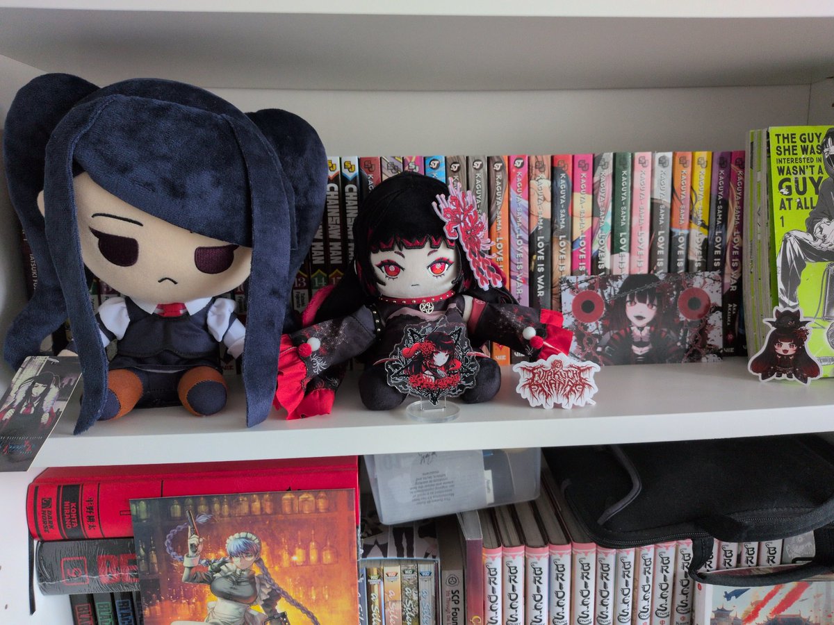 BitlogIT's tweet photo. Received my Mini @futakuchimana plushy and I am so ready to be judged by that little gremlin 😁 And she can keep Jill company. https://t.co/4FmLOhGT4Y