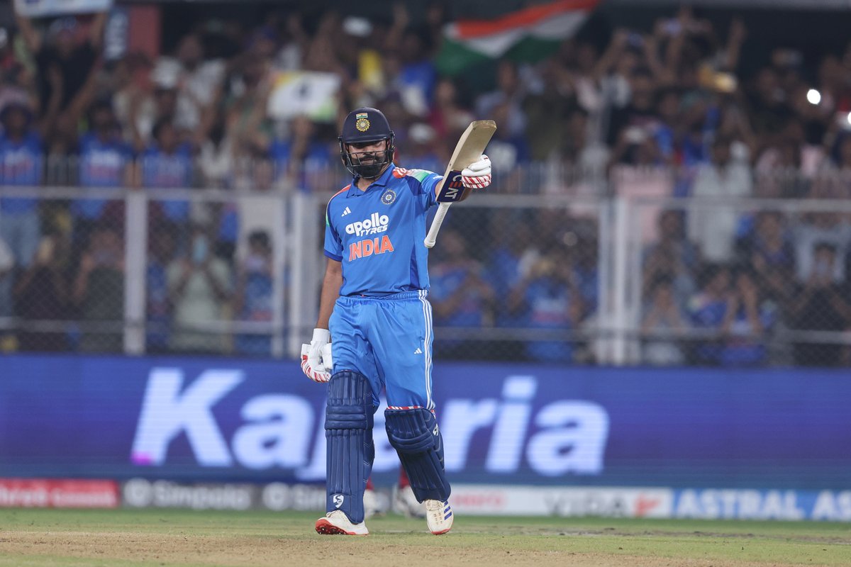 BCCI's tweet photo. 📸📸 Cometh the man, Cometh the Hitman 💪

Rohit Sharma, Take A Bow 🙇‍♂️

Updates ▶️ https://t.co/6XCYRtZLAi

#TeamIndia | #INDvWI | @mflone_ | @ImRo45 https://t.co/o1DFB0kenr