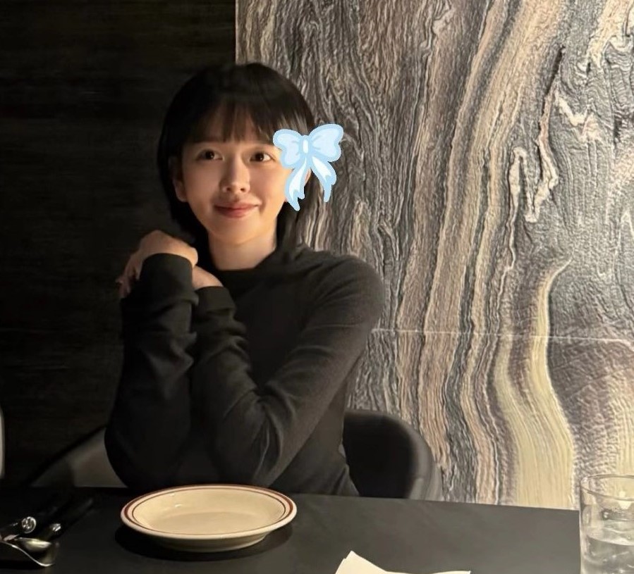 HAPIP_Eee's tweet photo. 널 어쩌면 좋니 #정지소
귀여웡 귀엽다 너무 귀여운데? 아 귀여워
아아ㅏㅏㅏ악 !! 그냥 피드스공이 아니잖아
왜이래증말 말랑콩떡솜사탕 예쀼얼굴에
🎀🎀🎀 붙여온거 미쳐버리게해
우리한테 일부러 그런거야 노리고 그런걸거야
아우웅ㅇ 계략뿅아리💙 https://t.co/Xoged4bx5d