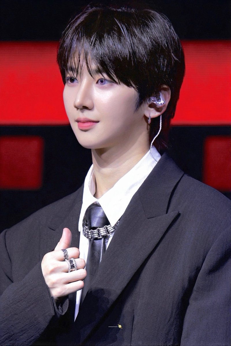 419nsm's tweet photo. 260428
#남성모 #82MAJOR https://t.co/8SFWfnZsky