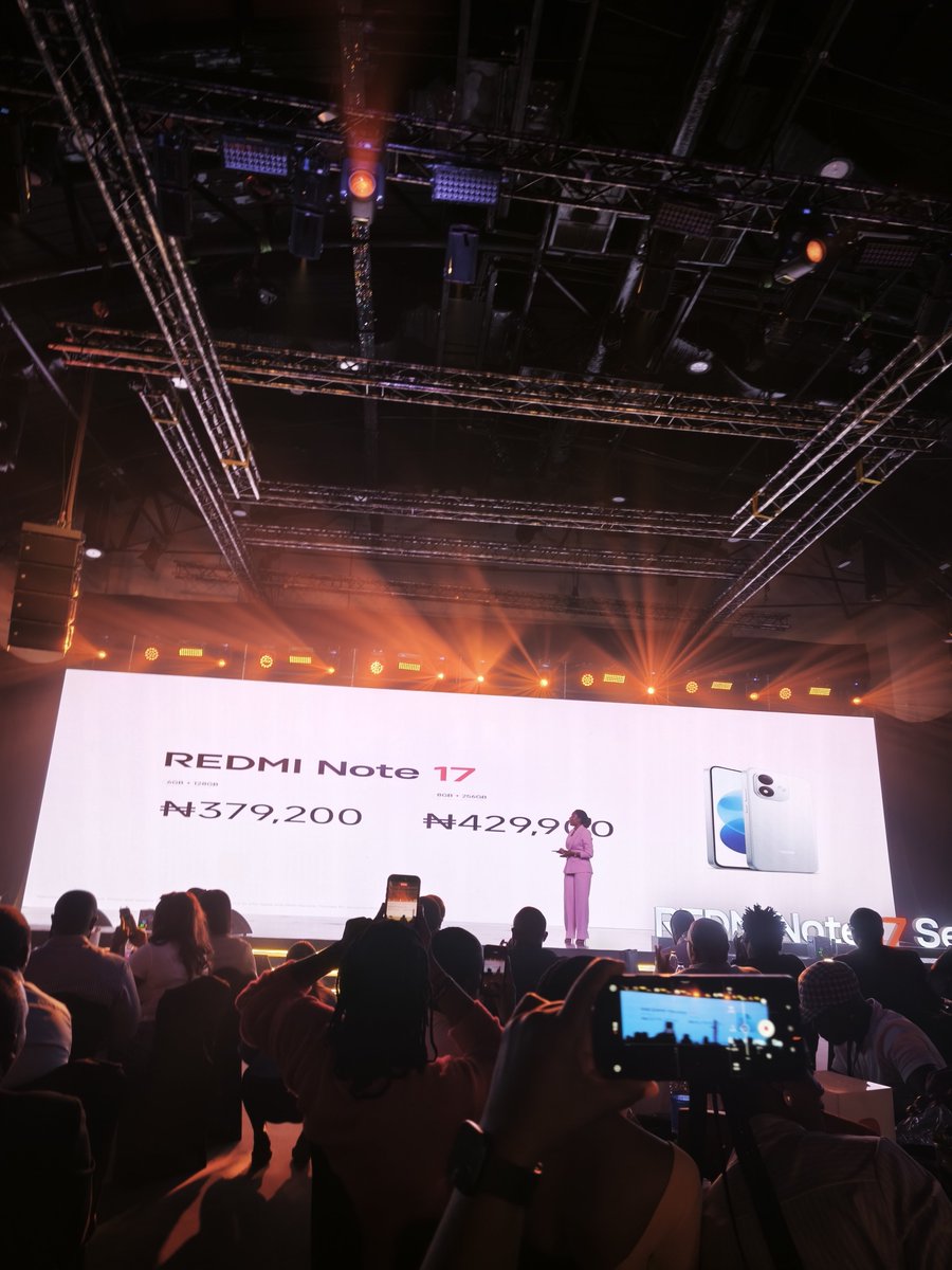 Snap_venus's tweet photo. ..and we have the prices
#XiaomiFansNigeria #XiaomiFansAtLaunch #REDMINote17Series #REDMI https://t.co/WKB3u6py29