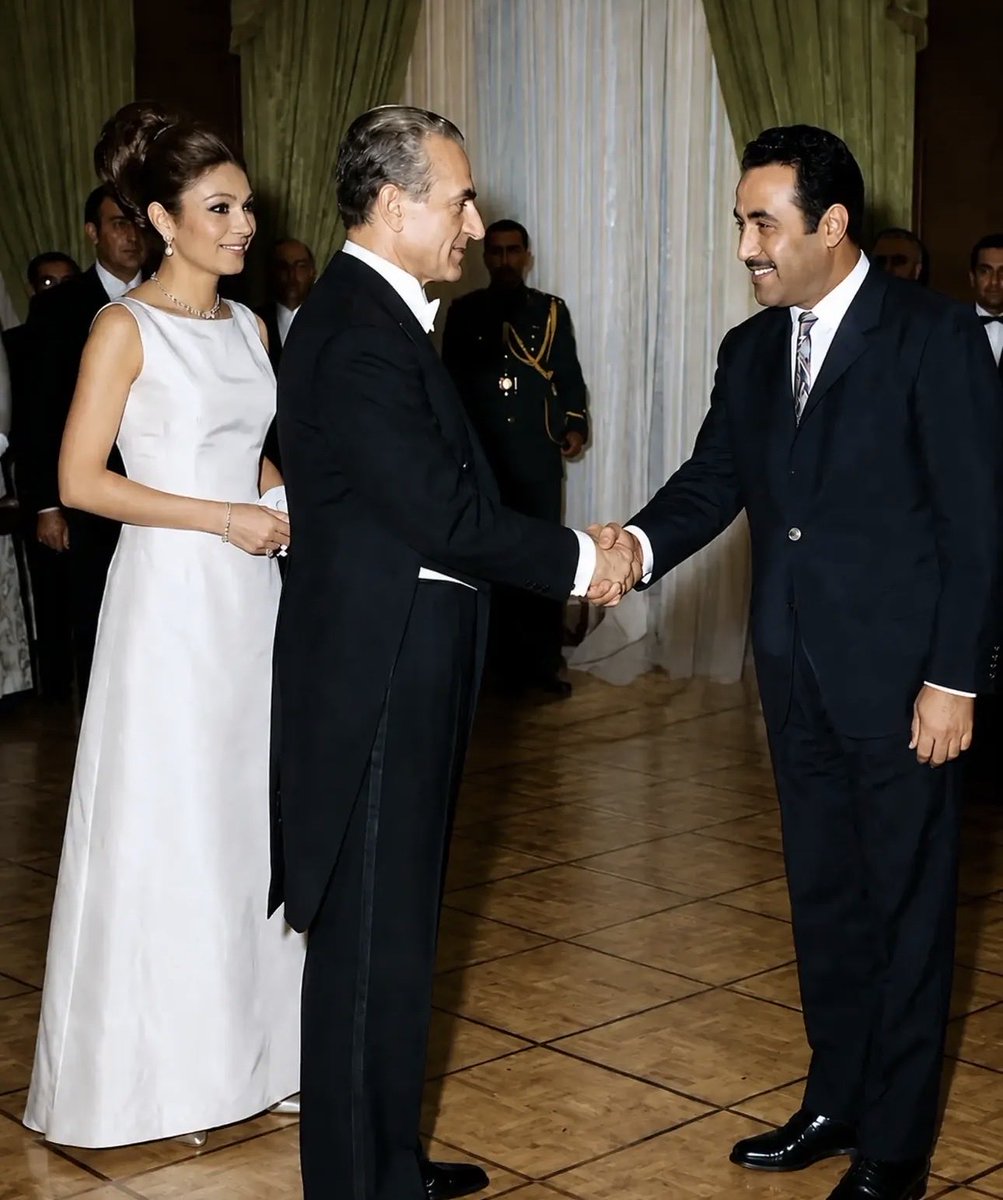 Masonusa66's tweet photo. @Mehr_mihan جاويد شاه پاينده ايران 🤍💚♥️👑🙏🏻😊
#KingRezaPahlavi‌ForIran https://t.co/703iSecz4Z