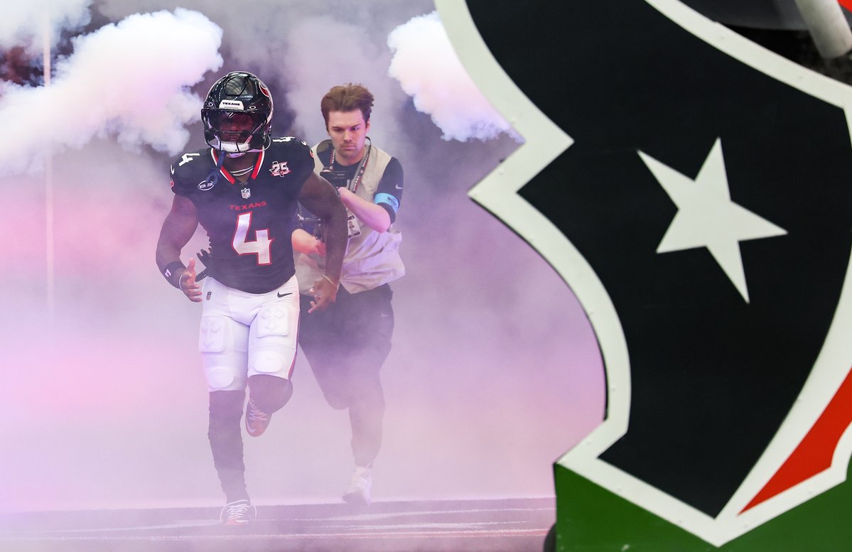 UnderdogNFL's tweet photo. Graziano: "My sense" is that Texans will give Woody Marks more work. https://t.co/0zVNIl2NX2