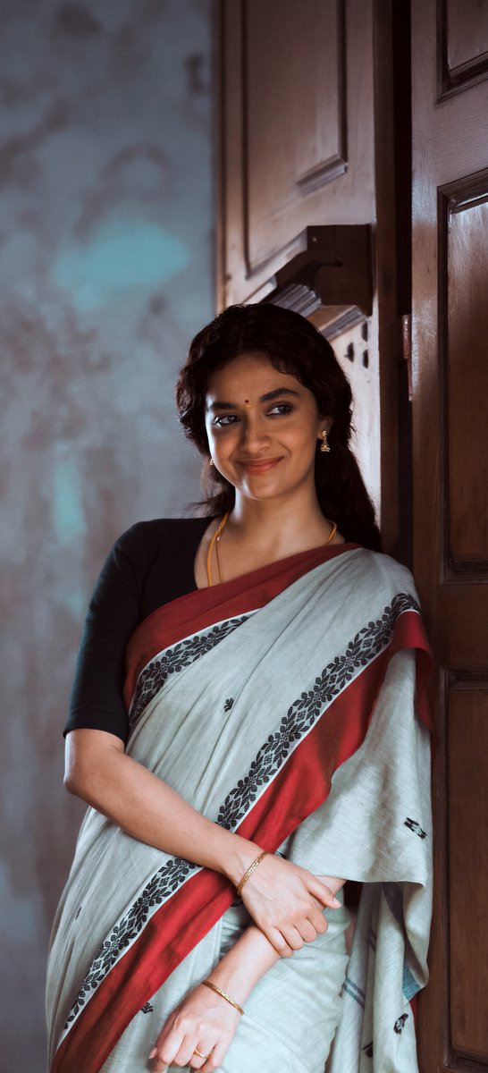 Design_JaiAK___'s tweet photo. Keerthy Suresh From Dorothy 🤍 | 4K https://t.co/UbP8f0HI4N