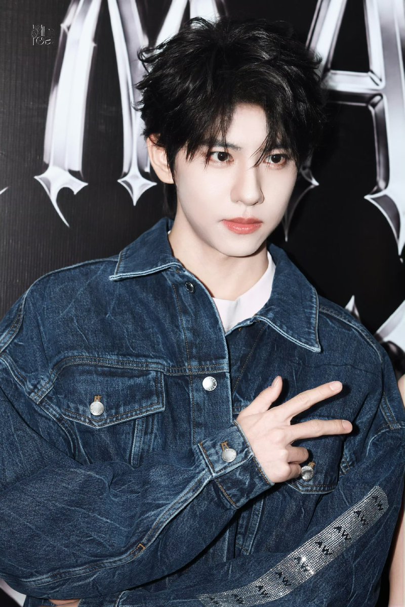 ZhanCheng_9704's tweet photo. 🐰 29092026 Alexander Wang event Suzhou
📸 Mimosa_0113x0905 / 1
#LiuXuanCheng #刘轩丞
#หลิวเซวียนเฉิง #AlexanderWang https://t.co/aC6rnSVBi9