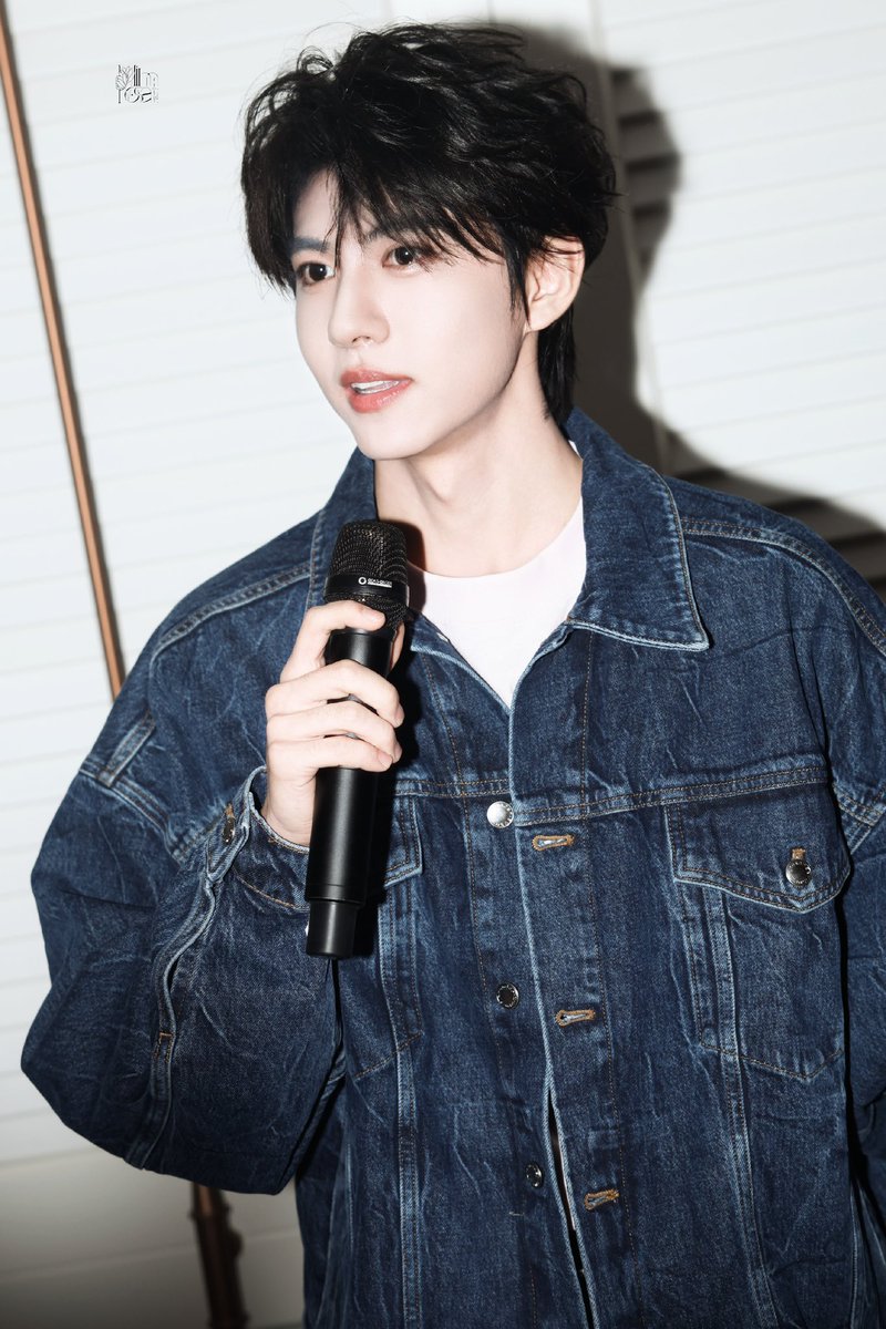 ZhanCheng_9704's tweet photo. 🐰 29092026 Alexander Wang event Suzhou
📸 Mimosa_0113x0905 / 3
#LiuXuanCheng #刘轩丞
#หลิวเซวียนเฉิง #AlexanderWang https://t.co/DqDi3GZImK