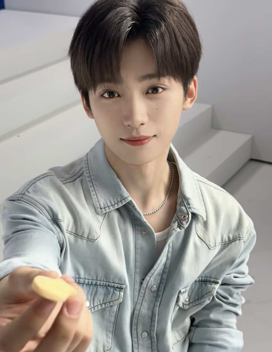 Mong_0706's tweet photo. #누구보다_빠른_10월_최애_선점
즈위야 10월에도 행복하자🐟🩵 https://t.co/QCZ2sAsceD