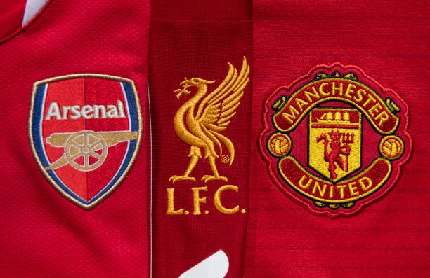 Mercado_Ingles's tweet photo. 🚨🔴 𝗨𝗟𝗧𝗜𝗠𝗔 𝗛𝗢𝗥𝗔: Arsenal, Liverpool y Manchester United han estado presionando intensamente a la Premier League y su CEO, Richard Masters en que el caso del Manchester City y sus 115 infracciones quede resuelto antes de que finalice la temporada 2026-2027. 

Consideran que ha pasado bastante tiempo para que se llegue a un veredicto final sobre el futuro del Manchester City y piden la EXPULSIÓN del equipo en la Premier League. [Talksport]