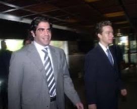VelascoM_'s tweet photo. Lamento profundamente la muerte de mi amigo Jorge Kahwagi Macari con quien coincidimos como Diputados Federales en la LIX Legislatura. Mi más sentido pésame a su familia y amistades a quienes acompaño en su dolor con un abrazo fraterno y solidario. Descanse en paz.🕊️ https://t.co/pFvkXv6KAG