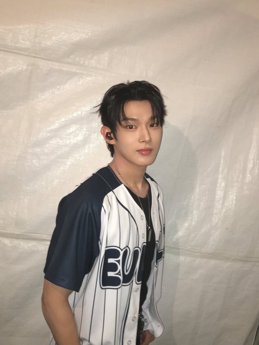 AHOF_official's tweet photo. 을지대💙💙💙
오늘 좋은 추억 만들고 갑니다🥰
을지대 학생분들 화이팅!!💪

#AHOF #아홉
#STEVEN #스티븐 https://t.co/Kbg4R3Jeo2