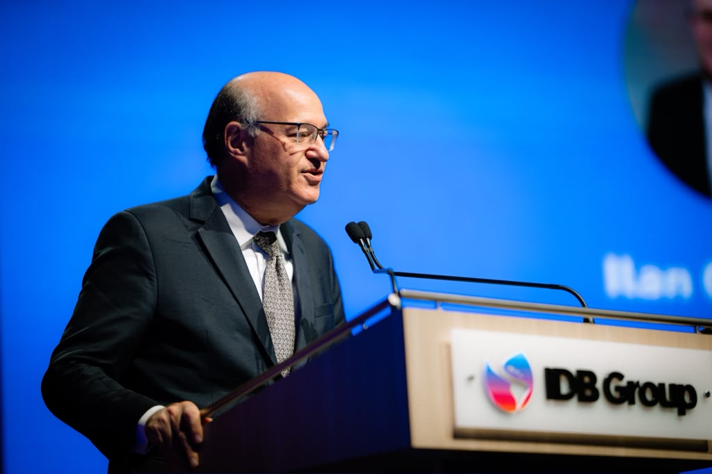 igoldfajn's tweet photo. A home is more than four walls. It is dignity, security, and the foundation from which a family builds its future.

Glad to open the IDB Group's 4th Regional Housing Forum, bringing together leaders from across the region to advance solutions to the housing challenge affecting more than 70 million households in Latin America and the Caribbean.

We need better policies, greater mobilization of private capital, and stronger partnerships to turn ideas into projects that help more families access quality housing. Learn more: https://t.co/gfytJn8BRf
-----
Un hogar es más que cuatro paredes. Es dignidad, seguridad y la base desde la cual una familia construye su futuro.

Me alegra haber inaugurado el 4.º Foro Regional de Vivienda del Grupo BID, que reúne a líderes de toda la región para impulsar soluciones al desafío de la vivienda que afecta a más de 70 millones de hogares en América Latina y el Caribe.

Necesitamos mejores políticas, una mayor movilización de capital privado y alianzas más sólidas para convertir ideas en proyectos que ayuden a más familias a acceder a viviendas de calidad. Más información: https://t.co/eRJHhvZWFo
-----
Uma casa é mais do que quatro paredes. É dignidade, segurança e a base a partir da qual uma família constrói seu futuro.

Foi um prazer abrir o 4º Fórum Regional de Habitação do Grupo BID, reunindo líderes de toda a região para promover soluções para o desafio habitacional que afeta mais de 70 milhões de famílias na América Latina e no Caribe.

Precisamos de melhores políticas, maior mobilização de capital privado e parcerias mais fortes para transformar ideias em projetos que ajudem mais famílias a ter acesso a moradias de qualidade.