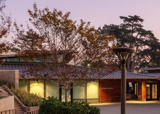 CityDelMar's tweet photo. Do you have questions for the Del Mar City Council candidates? Send them before 9 p.m. tonight for in-person responses by the candidates during a forum 1 p.m. Friday at City Hall. Story --> https://t.co/ayscHw7gjl https://t.co/oca9PoORnL