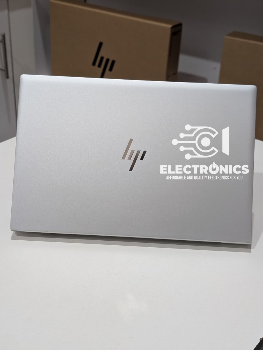 ci_electronics's tweet photo. 𝗛𝗣 𝗘𝗹𝗶𝘁𝗲𝗕𝗼𝗼𝗸 𝟴𝟯𝟬 𝗚𝟭𝟬

𝗦𝗽𝗲𝗰𝘀:
- Intel Core i5-1345U | 13th Gen
- 16GB RAM | 512GB NVMe SSD
- 13.3" WUXGA IPS Display
- Intel Iris Xe Graphics
- Backlit Keyboard
- Wi-Fi 6E + 4G LTE SIM Slot
- Up to 8Hrs Battery Life

𝗣𝗥𝗜𝗖𝗘: 𝗠𝗞𝟯,𝟰𝟬𝟬,𝟬𝟬𝟬 https://t.co/R6xgkaFbd9