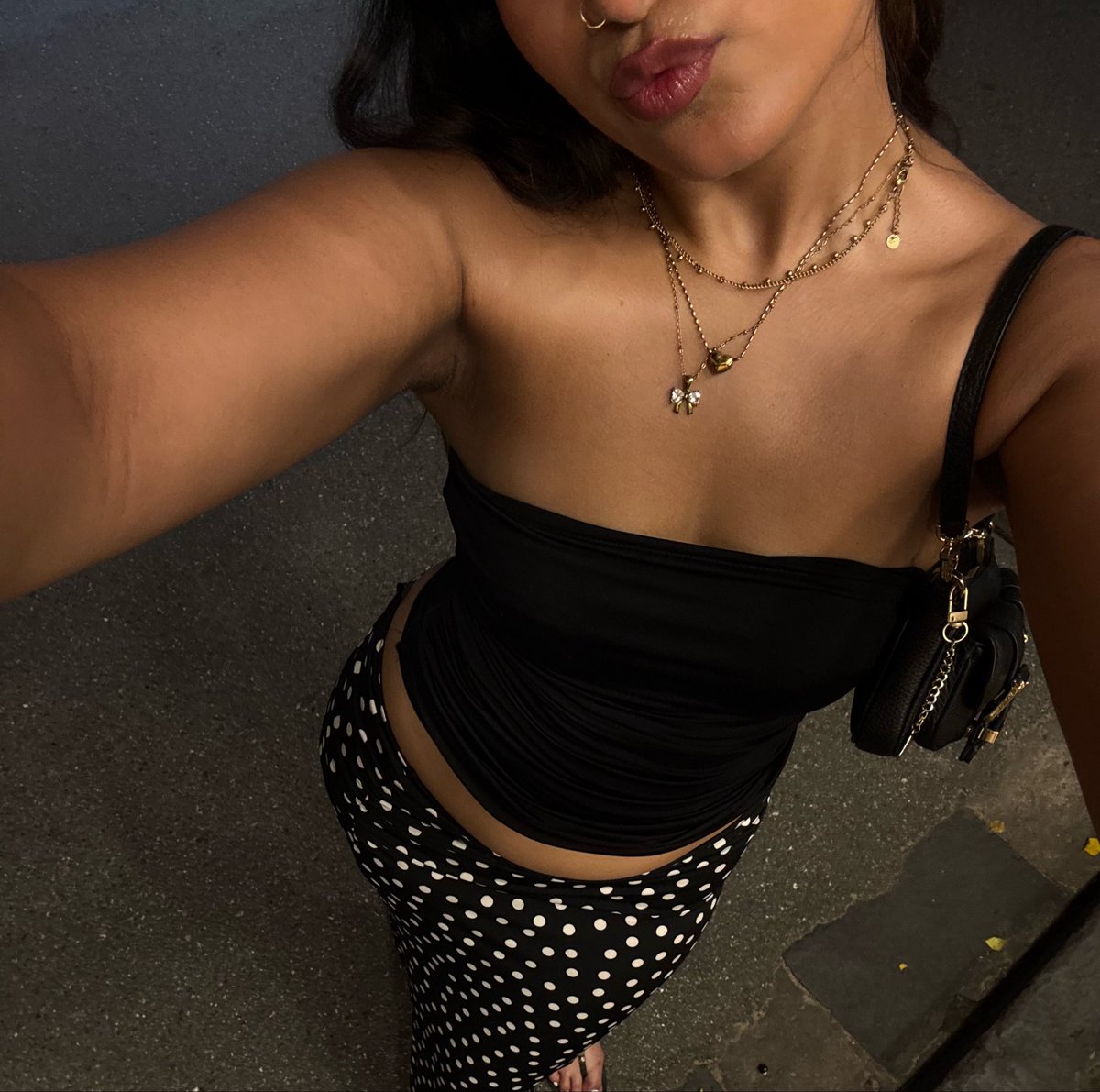 _d1ksha's tweet photo. 🖤🤍 https://t.co/NMCsZGlVG3