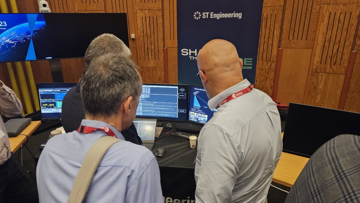 iDirect's tweet photo. We recently demonstrated end-to-end connectivity with our 5G NR-NTN hybrid modem on the Intuition Ground System, delivering multi-waveform flexibility for evolving networks.

We're continuing to push the industry forward. See how: https://t.co/xT5awXiJYp

#STEngineering https://t.co/4fRMTZ5pSF