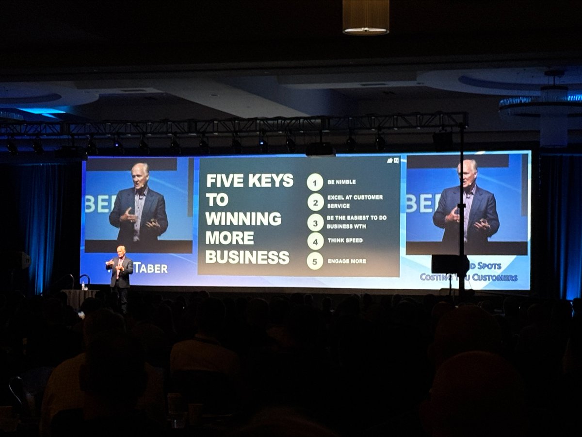PlasticsBizMag's tweet photo. Fire alarms can’t keep us down at MAPP’s #benchcon26 - Tom Taber talks engagement and service as the keys to building business. https://t.co/uhUXD0QdW5