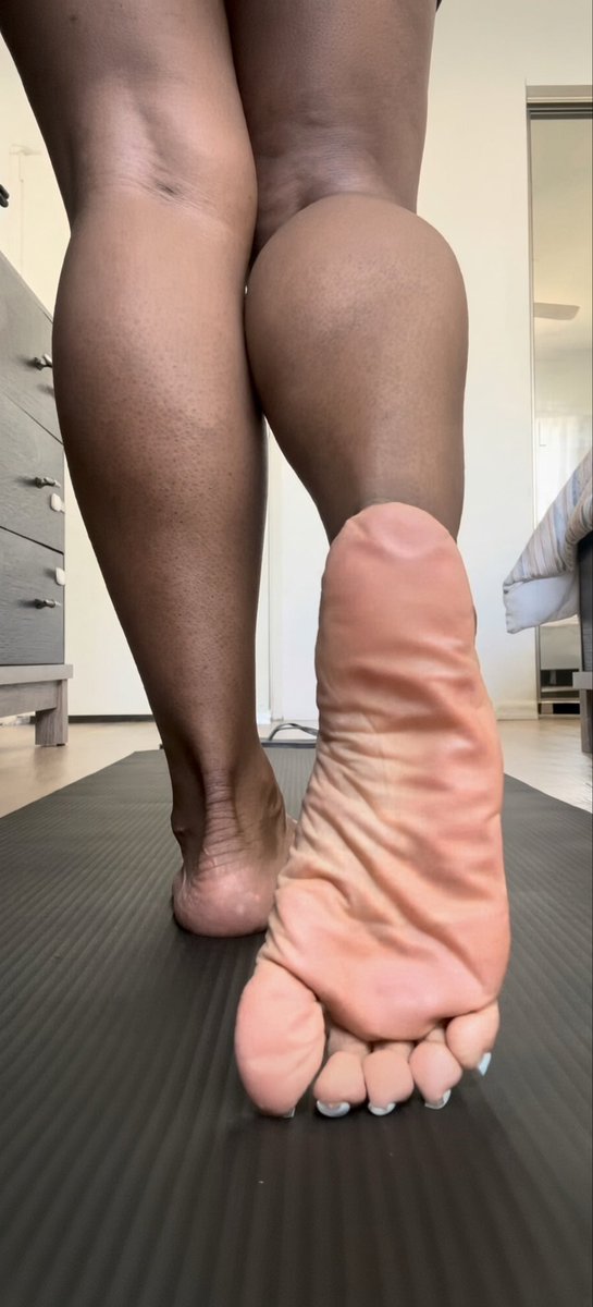 theSoleVerse's tweet photo. just uow https://t.co/TtM6awccwO