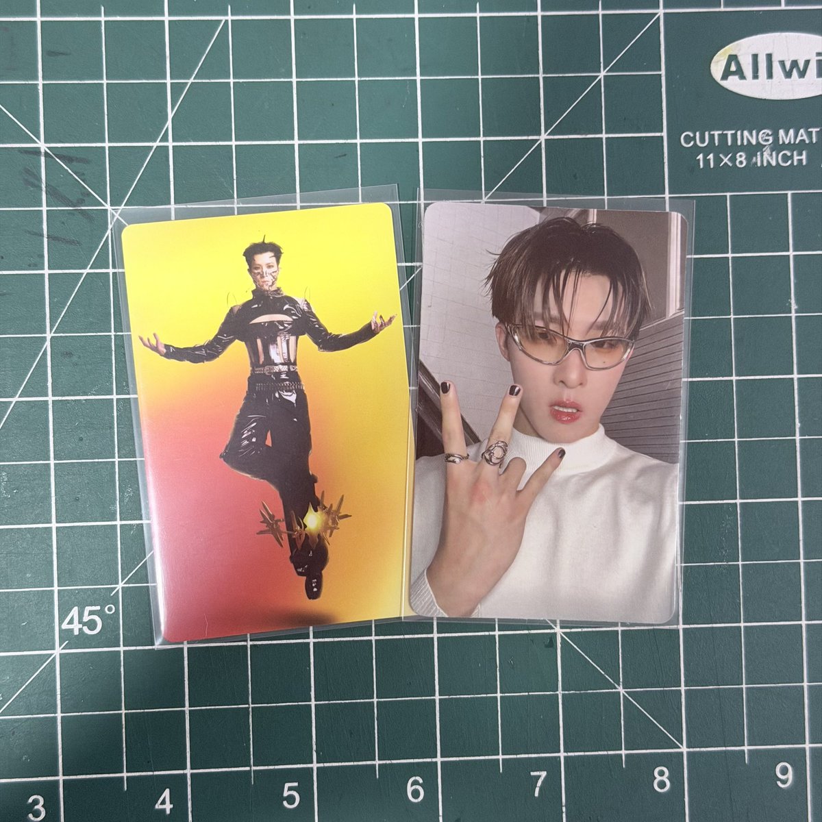 Imminne_'s tweet photo. 𓊆 พร้อมส่ง 𓊇 

⟢Price : 50/2b ♡︎˚

🏹shipping : 40b ! ? 📩

⸝ ⸝สนใจเมนชั่น/เดม

ได้ทั้งสองใบ

#ตลาดนัดproxie #ตลาดนัดพ้อกสี https://t.co/xfqkOlDiBI