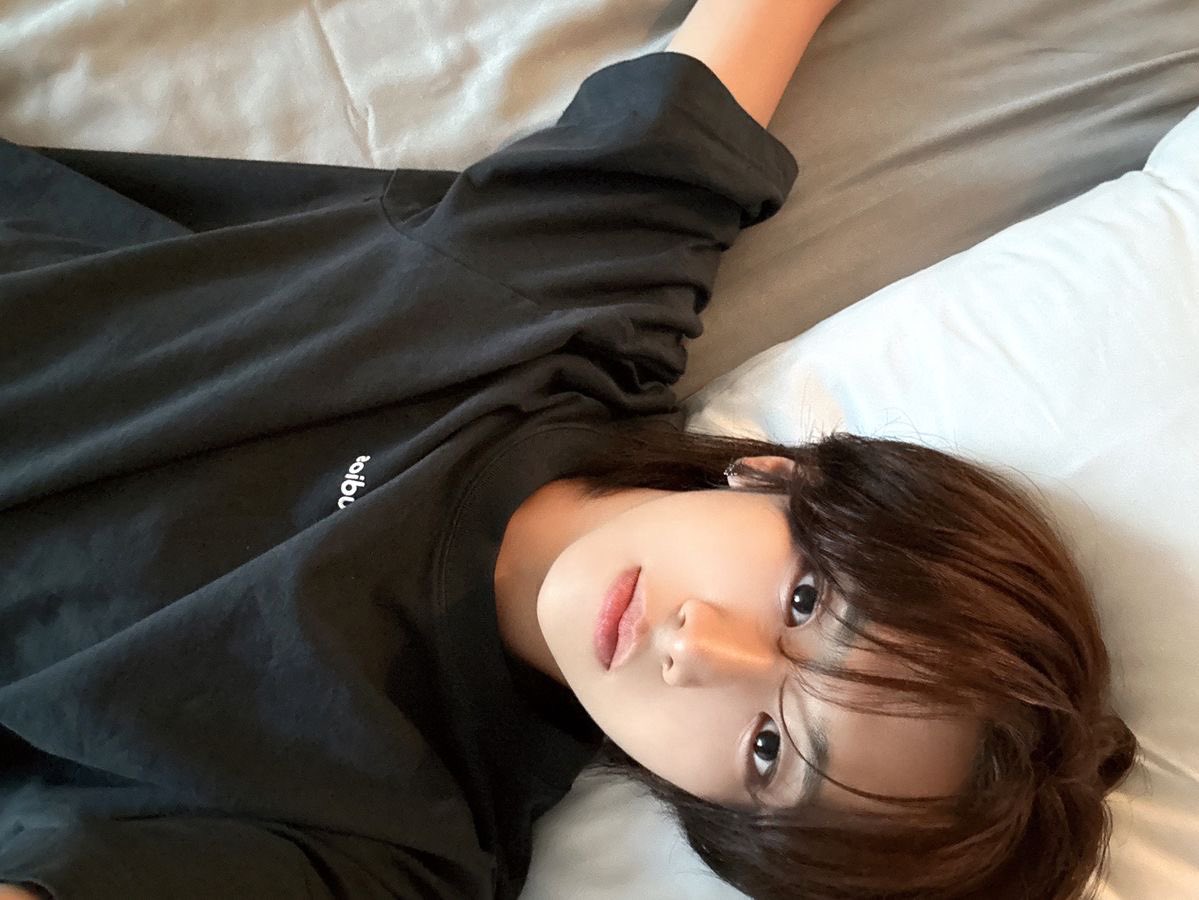 mongneverd1e's tweet photo. 예쁜 모가 보고싶은 밤 https://t.co/hhCXiPLihD