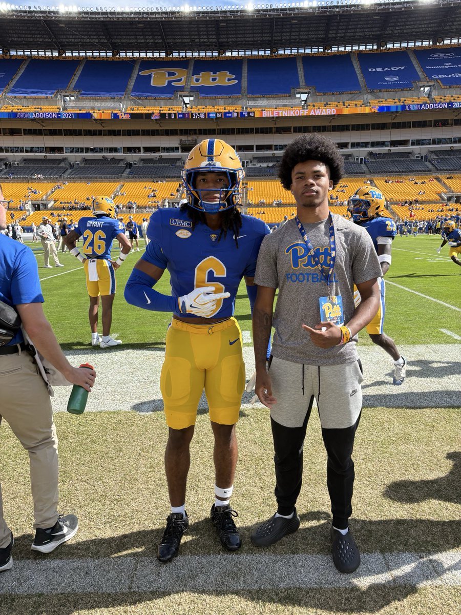 PghSportsNow's tweet photo. Thread 'Ohio Defensive Back Recaps Visit to Pitt' https://t.co/1hfiHPmO8N @Pitt_FB @SWiltfong_ @ASaunders_PGH @PittGuru https://t.co/yQTqJqD3oi
